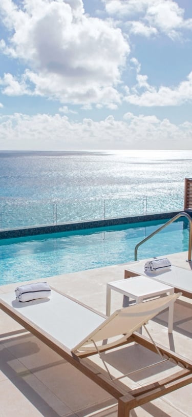 Azura Bermuda – Seascape Rooftop Pool
