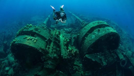 Deepest wooden shipwreck ever discovered - found three miles deep in the  Bermuda Triangle : r/Shipwrecks